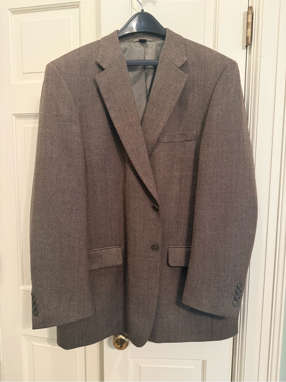 Saddlebred Men's Brown Herringbone Two-Button Sport Coat